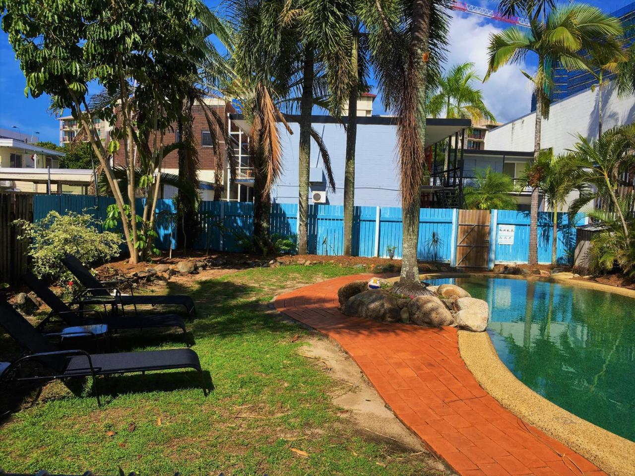 بيت شباب Reef Backpackers كيرنز المظهر الخارجي الصورة